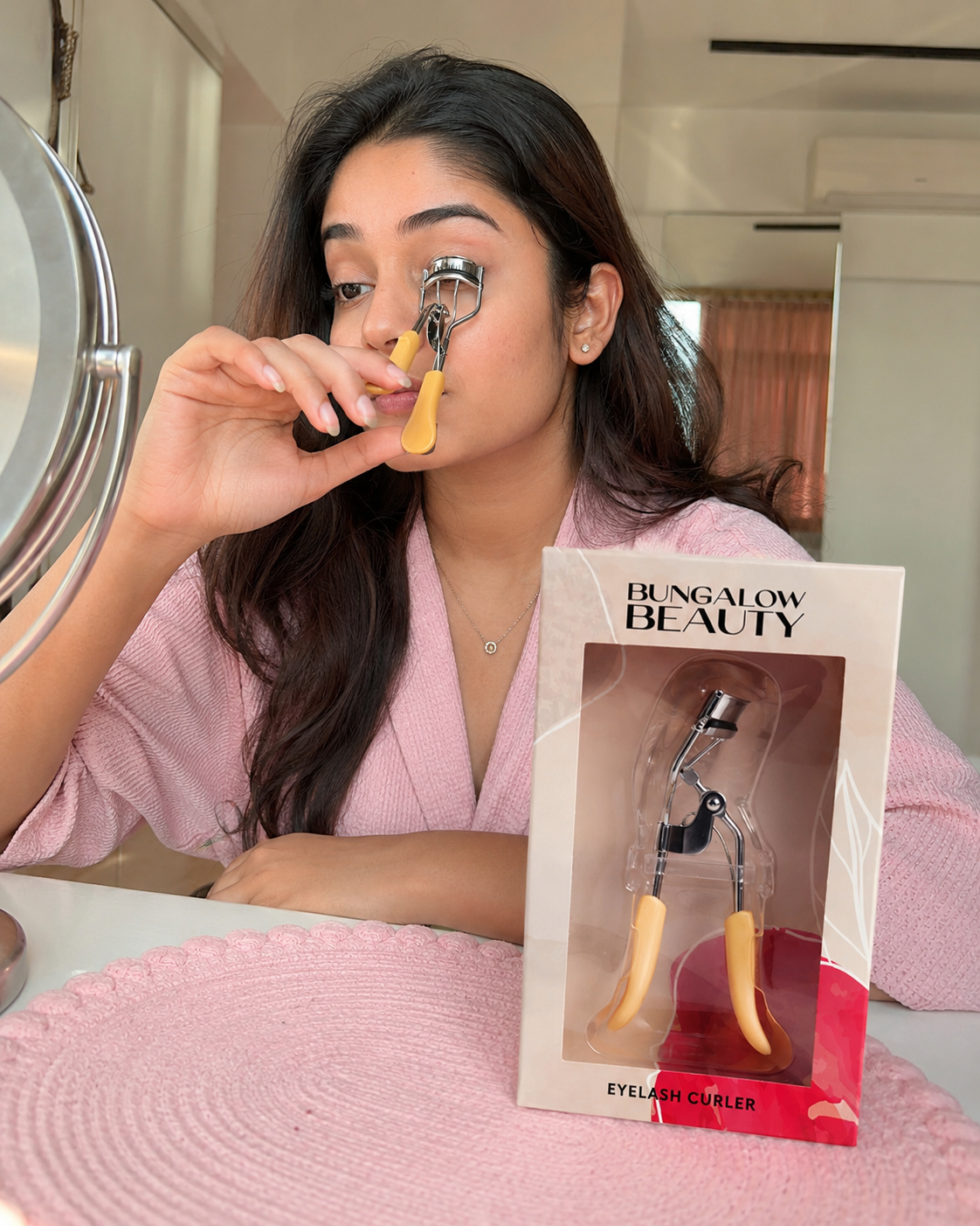 Eyelash Curler (Pink)